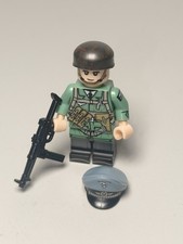 WW2 German Paratrooper minifigure Fallschirmjager 