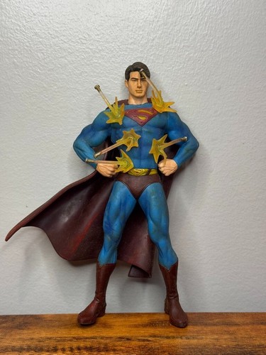 Figuras de DC Comics: Hero Girls Wonder Woman, Invulnerable e Iluminado Superman '96 - Imagen 5 de 11