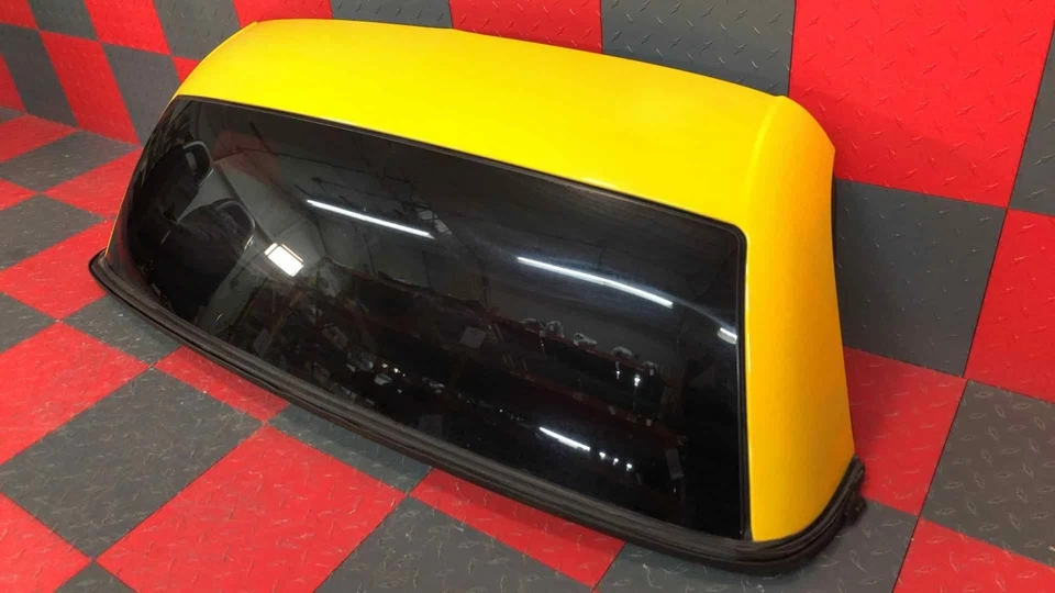 03-06 Chevrolet SSR OEM sección techo rígido trasero con cristal trasero (amarillo 423G) Foto 4 de 4