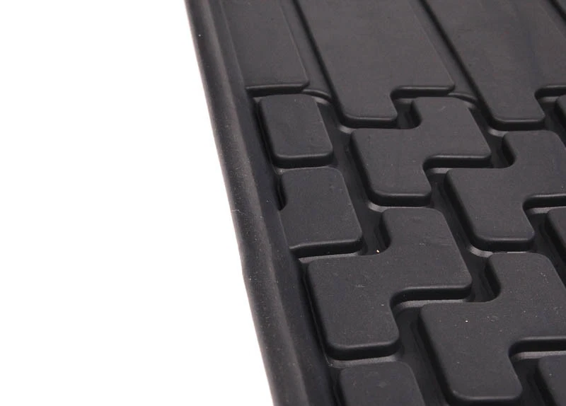 JUEGO ALFOMBRILLAS GOMA DELANTERAS BMW SERIE 3 E36 92-99 NUEVAS 9401971 51-47-9-401-971 Foto 4 de 4