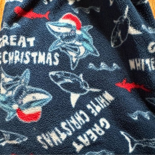 Seven Apparel Christmas Shark Fleece Jogger Pajama Pants Size 16/18 - Picture 5 of 6