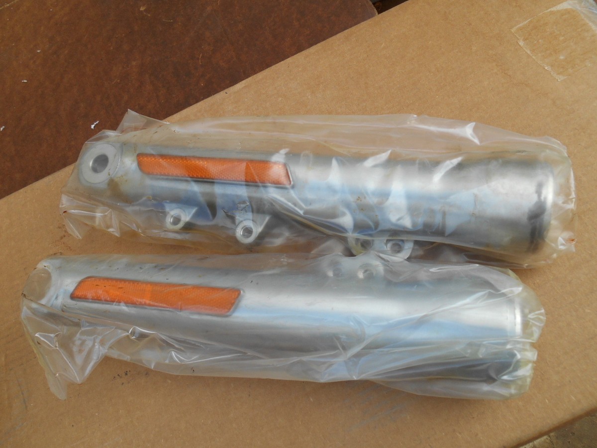 Harley Davidson Front Lower Fork Sliders Kit Softail 45947-06A