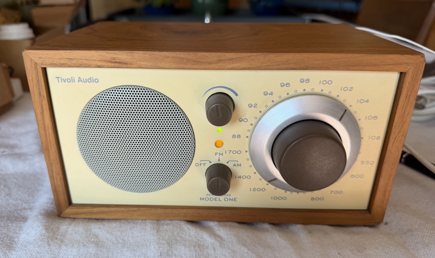 Tivoli Audio Model One AM/FM/AUX Radio Henry Kloss Wood Waln