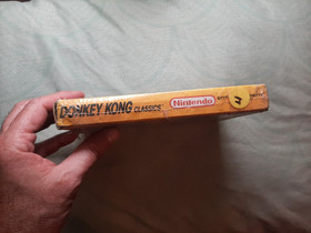 NES Donkey Kong Classics box w/shrinkwrap & styrofoam - 1988 Nintendo - Vintage!