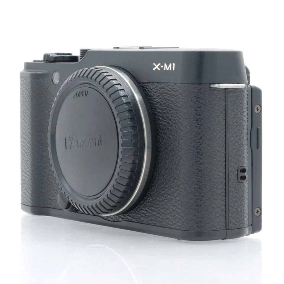 Fujifilm Fuji X Series X-M1 16.3MP Mirrorless Digital Camera -DHL- - Image 2 of 4
