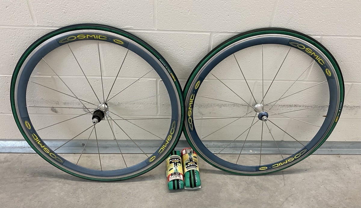 Mavic Cosmic Pro Wheel Set / Serie 6000 / 700C / Shimano / Silver