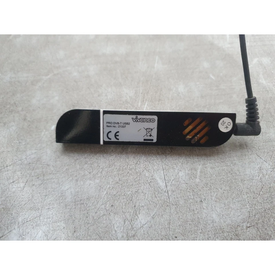 Vivanco Pro DVB-T USB2 Digital TV Tuner Stick Black & White High Speed Portable - Image 4 of 4