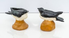 (19.015) 2 Tierfiguren Vögel Schwalben getöpfert (Tonfiguren), Handarbeit, gebr.