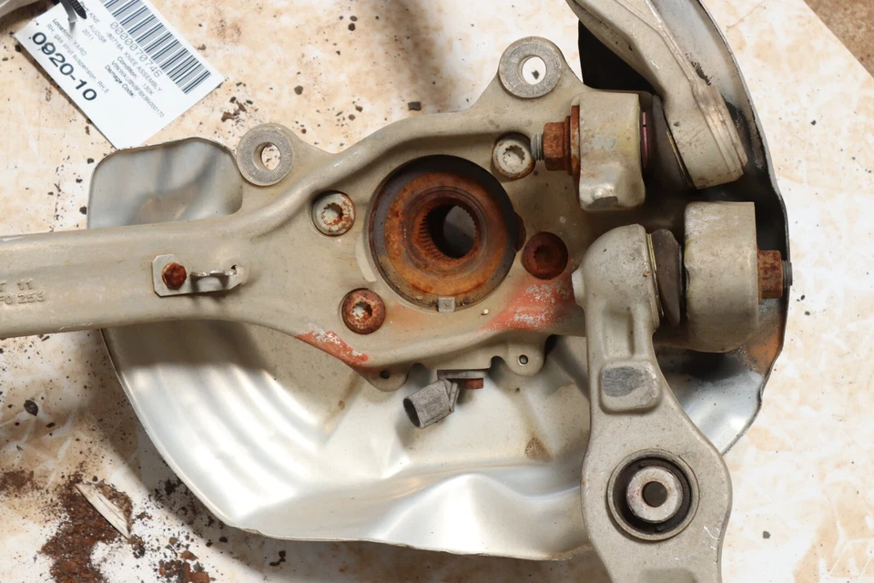 AUDI S6 2007-2011 AWD eje delantero derecho nudillo rueda buje con brazos de control OEM Foto 4 de 4