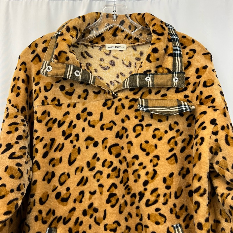 Andthewhy Sweatshirt Women's S Brown Black 1/4 Snap Leopard Faux