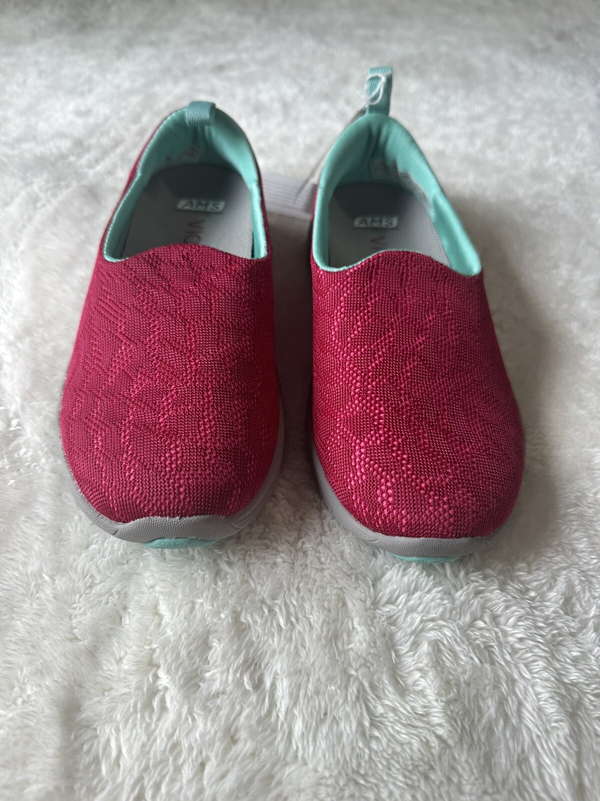 Vionic Agile Hydra Slip On Magenta Pink Womens size 6 Sneakers image 3
