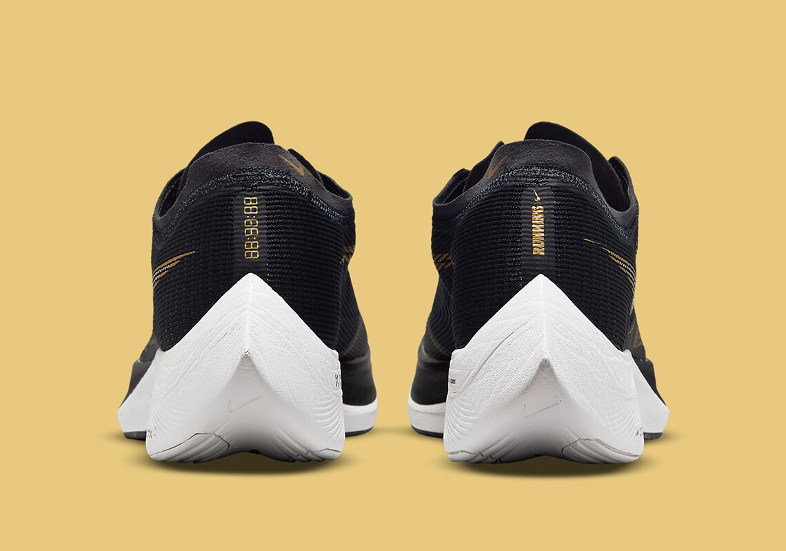 Nike ZoomX Vaporfly NEXT% 2 Black Gold Coin White CU4111-001 Nike ZoomX Vaporfly NEXT% 2 Black Gold Coin White CU4111-001