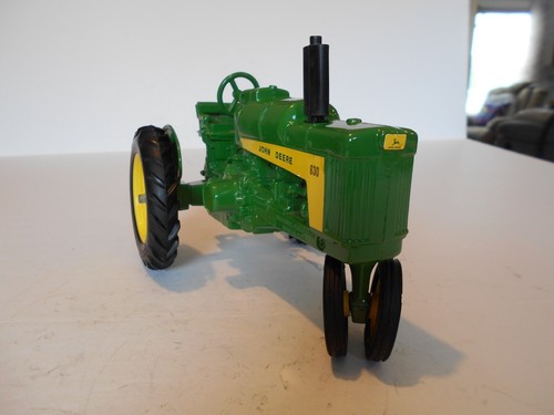 Vintage Eska 1:16 John Deere K Manure Spreader w/Ertl JD 630 LP Tractor, Used - Picture 17 of 23