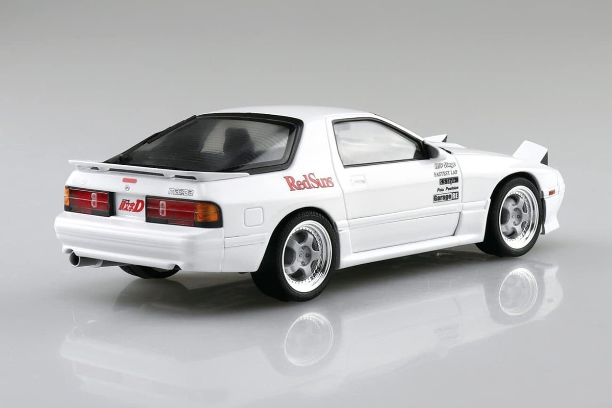 Aoshima 1/24 Scale Model Car Kit Initial D Mazda Savanna RX-7 FC3S