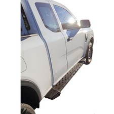 Ford Ranger 2023-25 Trittbretter Nervenleiste Seitenstufe Stahl TÜV SUPER KABINE