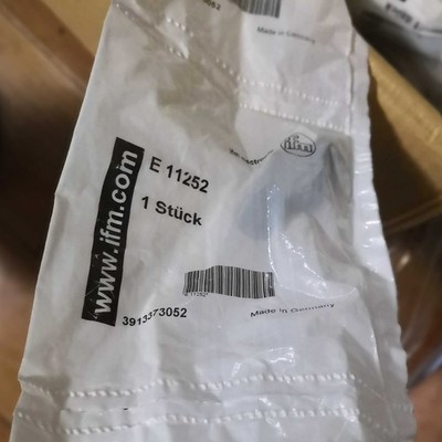 New 1PC For IFM E11252 Proximity switch   *vv