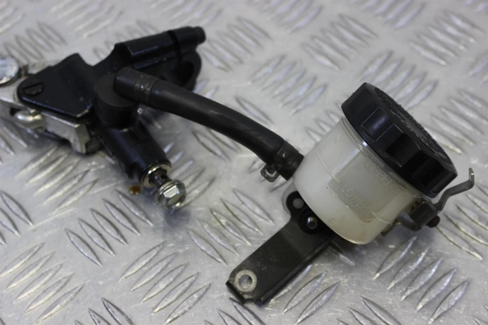 Cilindro maestro de freno delantero Kawasaki ZX6R 1998 1999 ZX 6 R ZX-6R Ninja B166 - Imagen 4 de 4