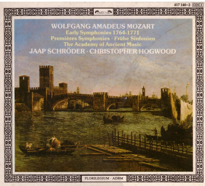 Mozart: Die erste Sinfonie (Die frühen Symphonien) 1764-1771 / Christo. Hogwood CD