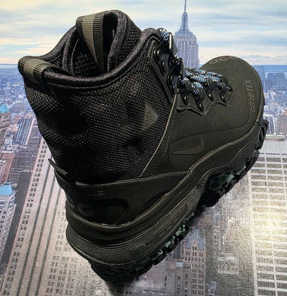 エアJIM 4 Nike ACG Air Zoom Gaiadome Gore-Tex Mens Size 4 or Womens 5.5