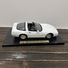 Maisto Special Edition 1992 Corvette ZR-1 White 1/18 Diecast