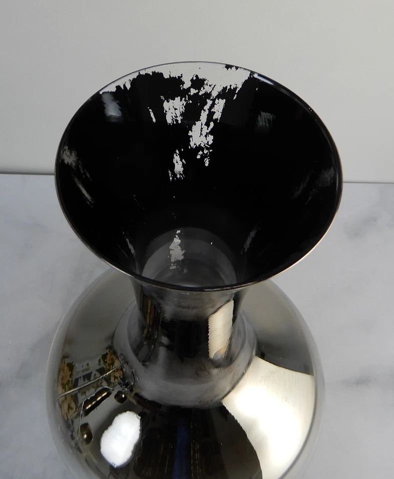 Vintage Silver Fade Dorothy Thorpe Wine Glasses,Decanter,on Spiral Stand - Image 4 of 4