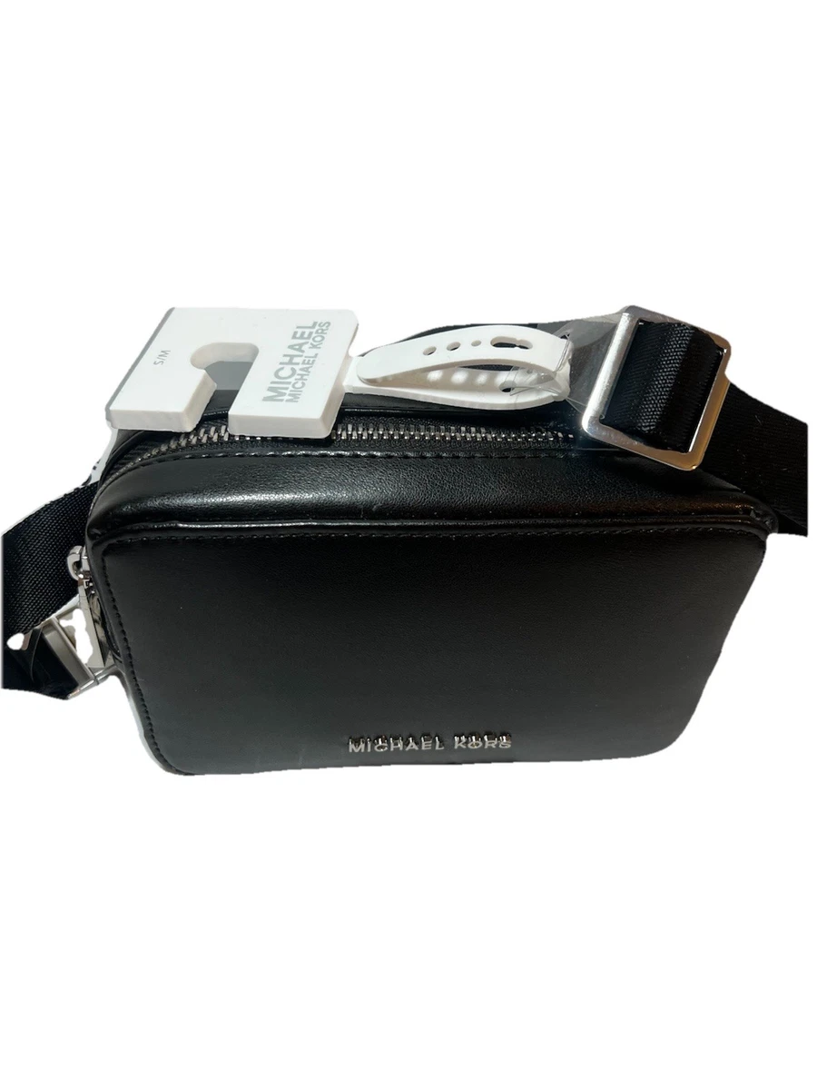 Michael Kors Signature Bag Faux Leather Exterior Belt Bag  display picture 1