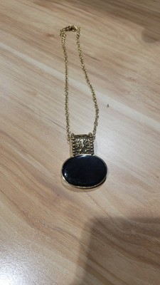 Barse Signed Gold Tone Cable Chain Necklace Oval Black Cabochon Pendant