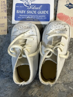 chaussures de bébé⸝⸝⸝⸝♡BOX付 Vintage Wee Walker Baby Shoes W/ Original Box And Insert