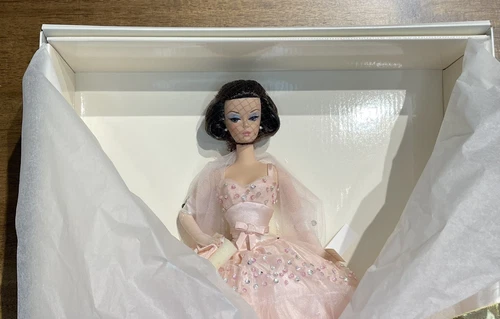 Barbie modèle de mode 2000 Silkstone ~ dans le rose ~ NRFB 🌸 PRISTINE - Photo 1 de 9