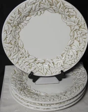 Linens 'N Things EMBOSSED LEAF Buffet Plate 11 1/2" Set of 4
