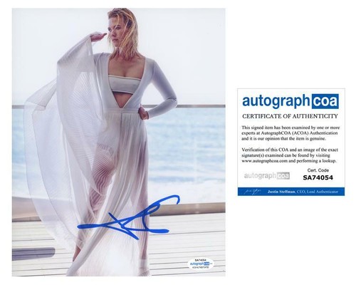 January Jones "X-Men: First Class" AUTOGRAPH Signed 8x10 Photo ACOA