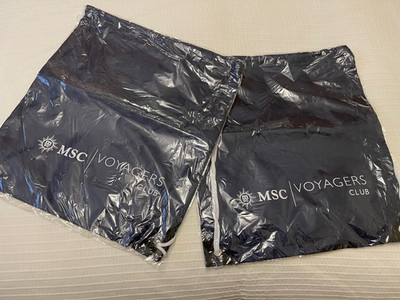 PAAR - MSC Cruises Voyagers Club Kordelzugbeutel marineblau neu & versiegelt Erinnerungsstücke