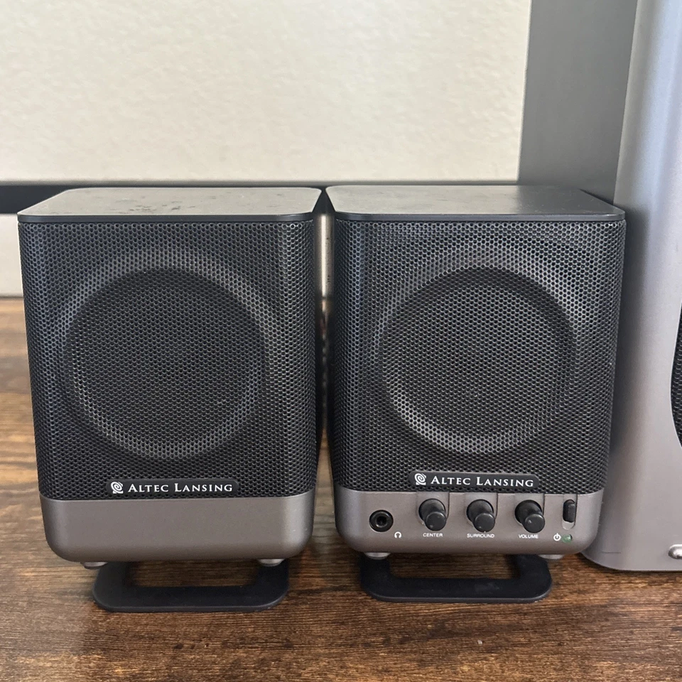 Altec Lansing 251 5.1 Surround Speaker System 6-piece Works Missing 1 Stand - Image 2 of 4