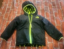 The North Face Boys Reversible Jacket Sz 2T Camo Black Green