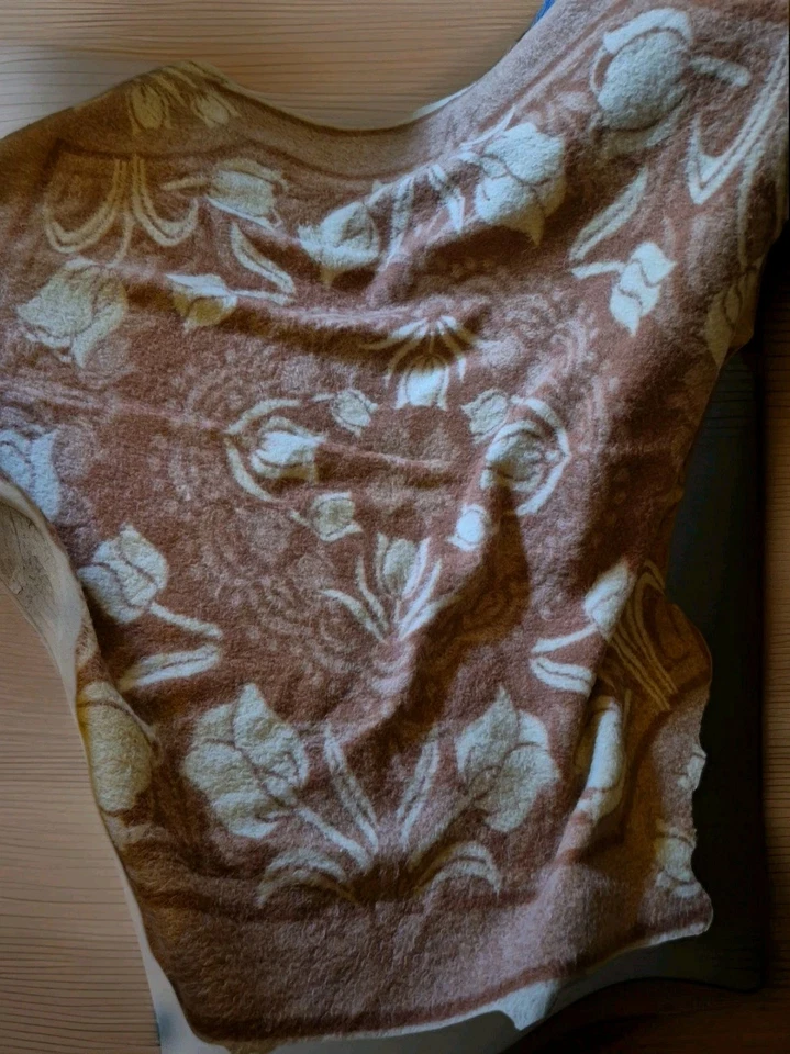 Manta Rosas Vintage Naranja y Blanco Off Reversible 100% Lana Mohair? 77"X 81" Foto 4 de 4