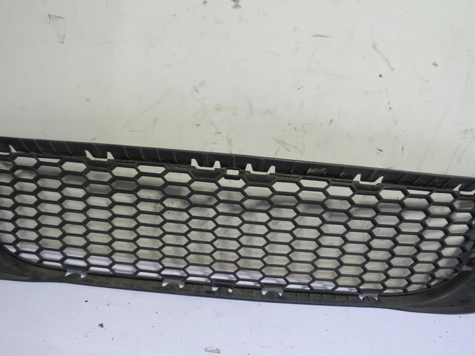 BMW X3 2007 parachoques delantero rejilla de malla Foto 3 de 4
