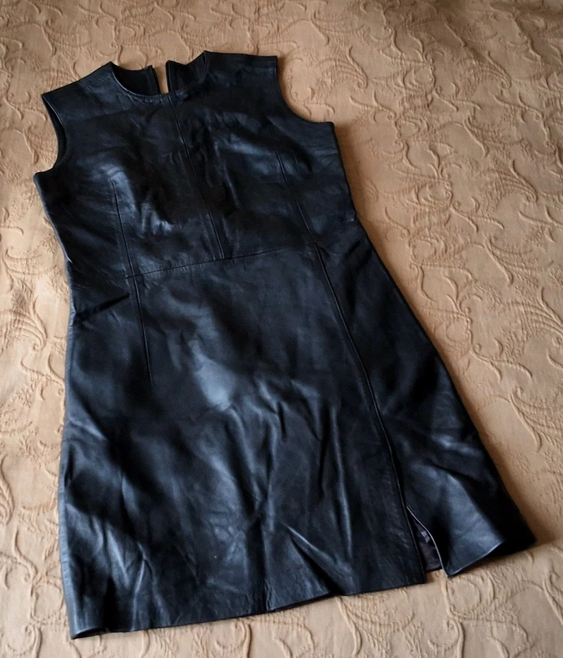 GEORGIO Cuirs : Magnifique Robe 100% Cuir d' Agneau Noir Taille 38 soit 36/38 - Photo 1/4