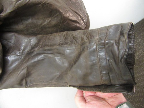 VINTAGE LEATHER BOMBER MOTORCYCLE JACKET SIZE M, ARROW SHEEPSKIN COLLAR - Picture 8 of 20