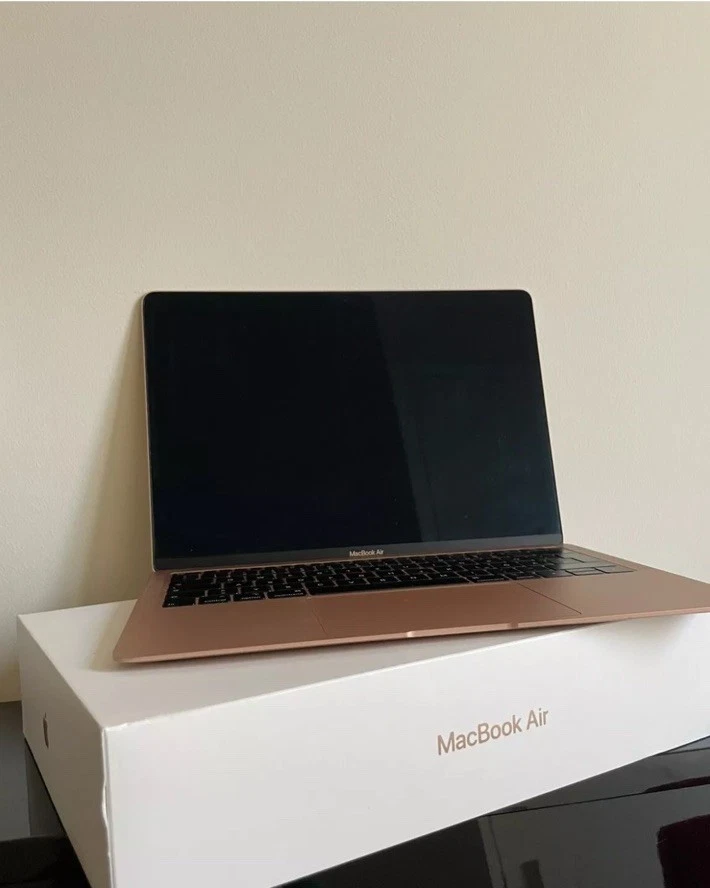 Apple MacBook Air 13,3 Zoll (512GB SSD) Laptop - Gold - MUQV2D/A