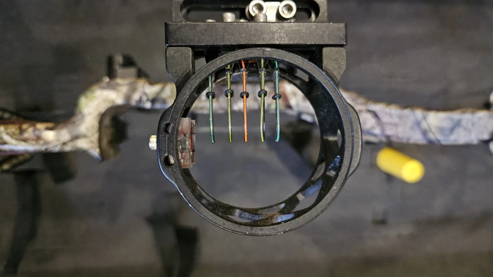 Bowtech BTX 31 Right-Handed 60-70lb Limbs - Image 4 of 4