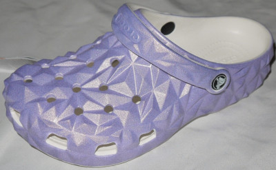 Crocs Classic Iridescent GEO Clog - Violet / White size M6 W8