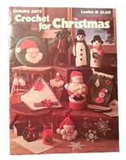 Leisure Arts Crochet for Christmas Leaflet 81 Santa Stocking Pine Cones Snowman