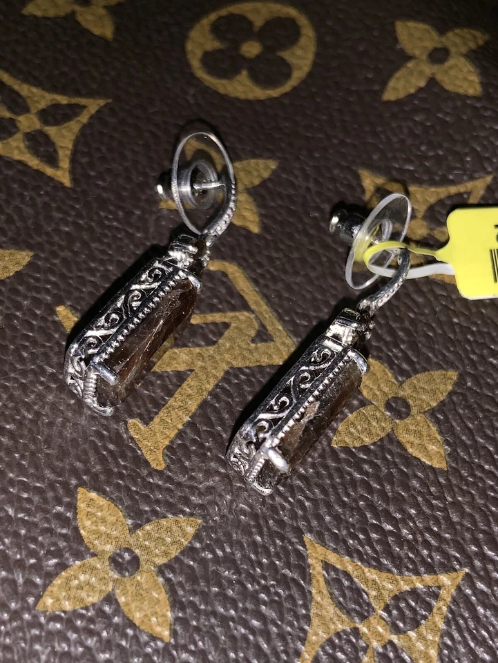 CHOCALATE SAPPHIRE, BRAZILIAN SMOKEY QUARTZ PLATINUM OVER S.S. EARRINGS 18.22cts - Imagem 3 de 4