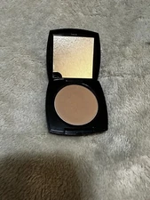 AVON IDEAL SHADE PRESSED POWDER - DEEP BASANE P305 - DISCONTINUED HARD TO FIND