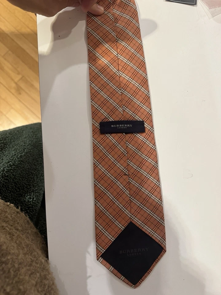 Corbata de seda a cuadros naranja Burberry London años 2000 patrón vintage a cuadros Foto 3 de 3