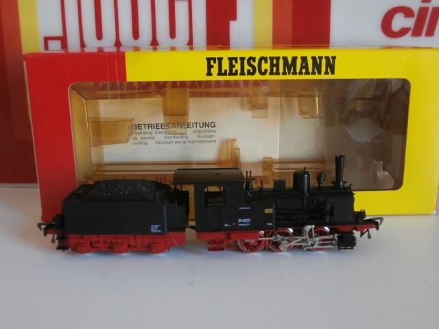 Locomotive à vapeur BR 89 Fleischmann 4115 collection premium type 030