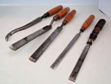 Wood chisels and gouges. Extra long.