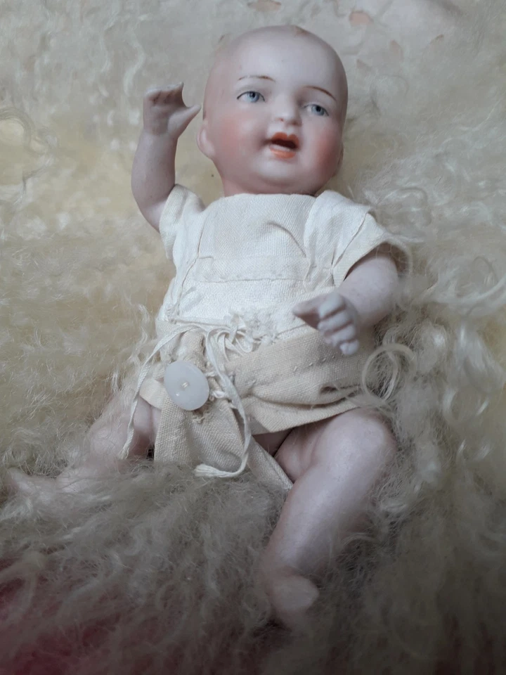 Poupon MIGNONNETTE allemand ancien H 14 cm, tout porcelaine articulé layette TBE - Photo 3/4