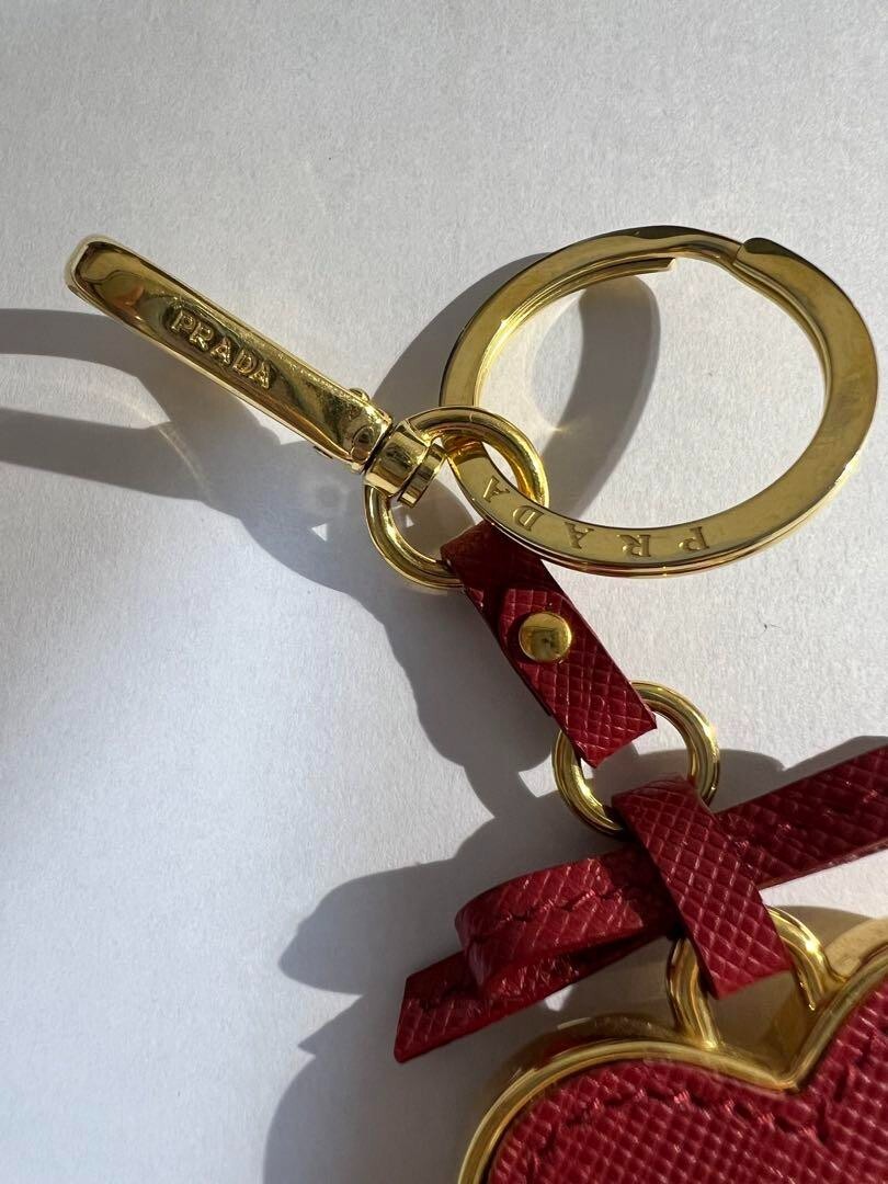 小物 Prada keychain heart Christmas edition Prada Red Heart Charm Keychain / Purse Charm | eBay