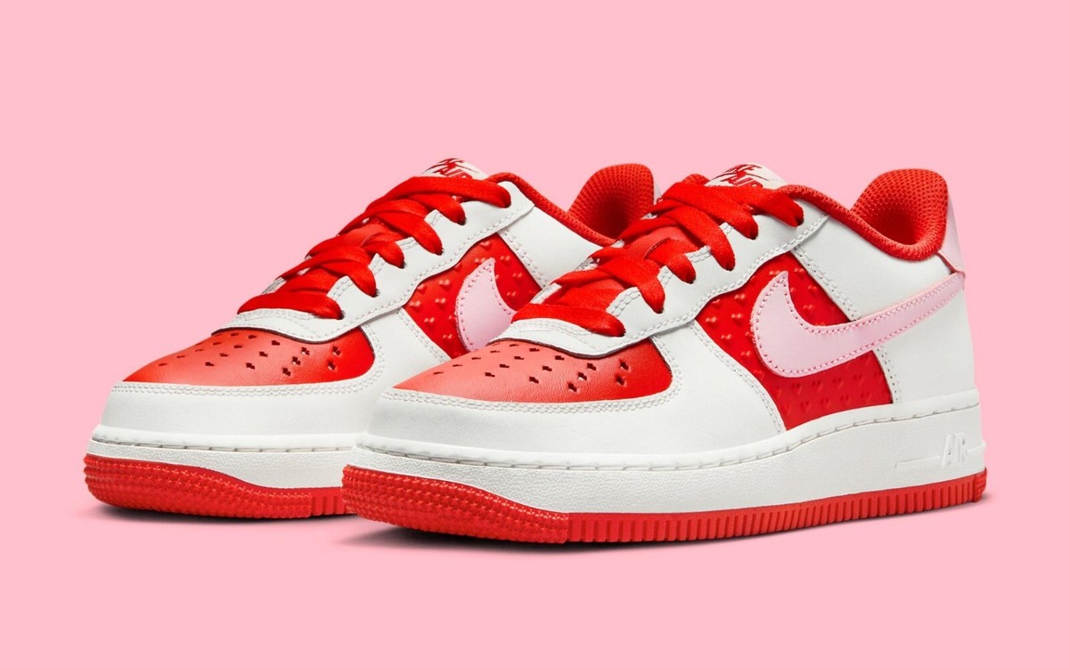Nike Air Force 1 Low Valentine's Day GS & Women's Red Sports